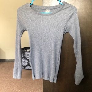 gray long sleeve